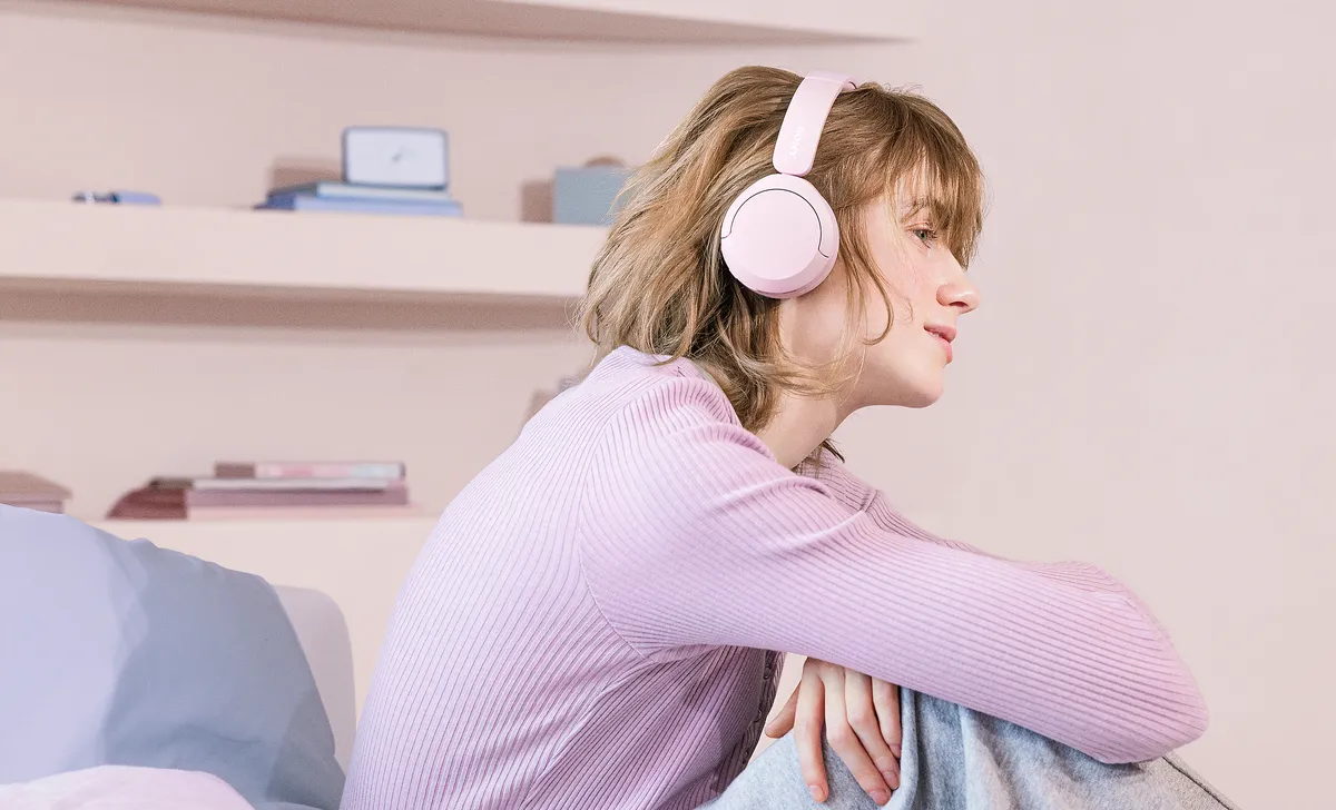 Sony WH-CH520 Wireless headphones detail 3