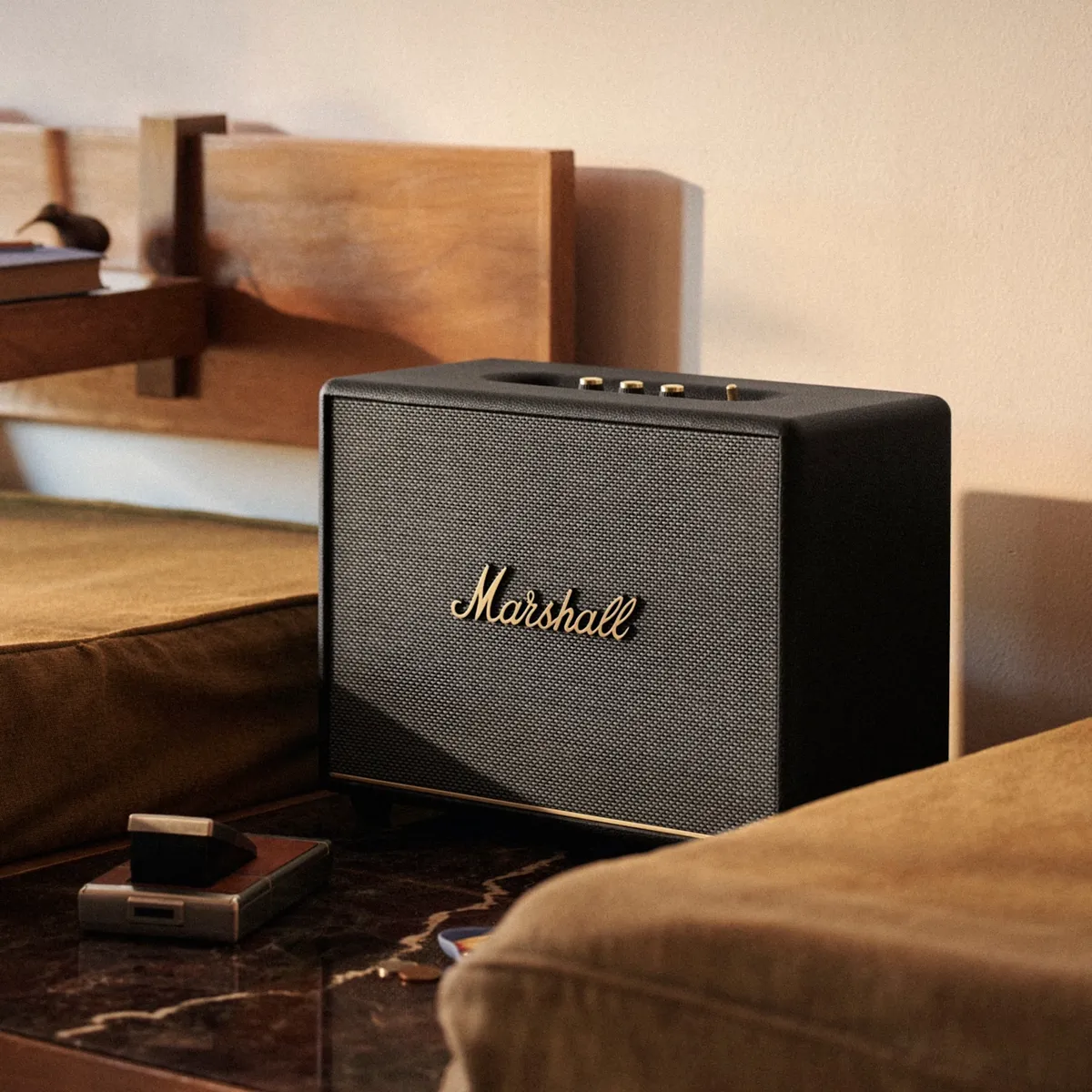 Marshall Woburn lll detail 2